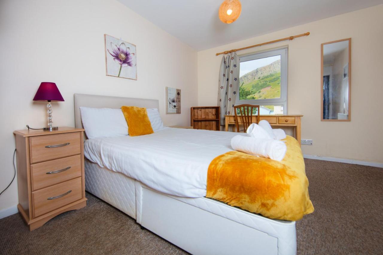 Fab Arthur Seat Views, Old Town Apartment Edynburg Zewnętrze zdjęcie