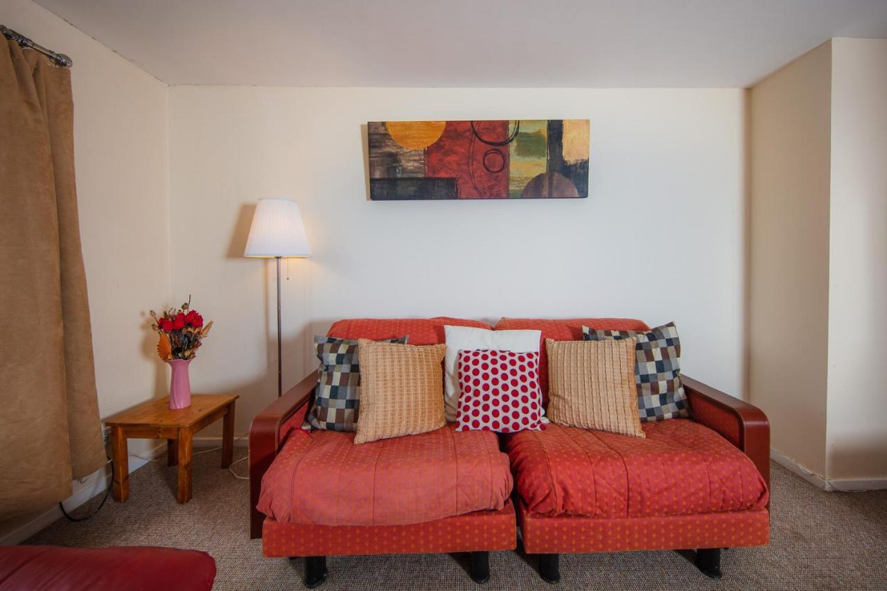 Fab Arthur Seat Views, Old Town Apartment Edynburg Zewnętrze zdjęcie