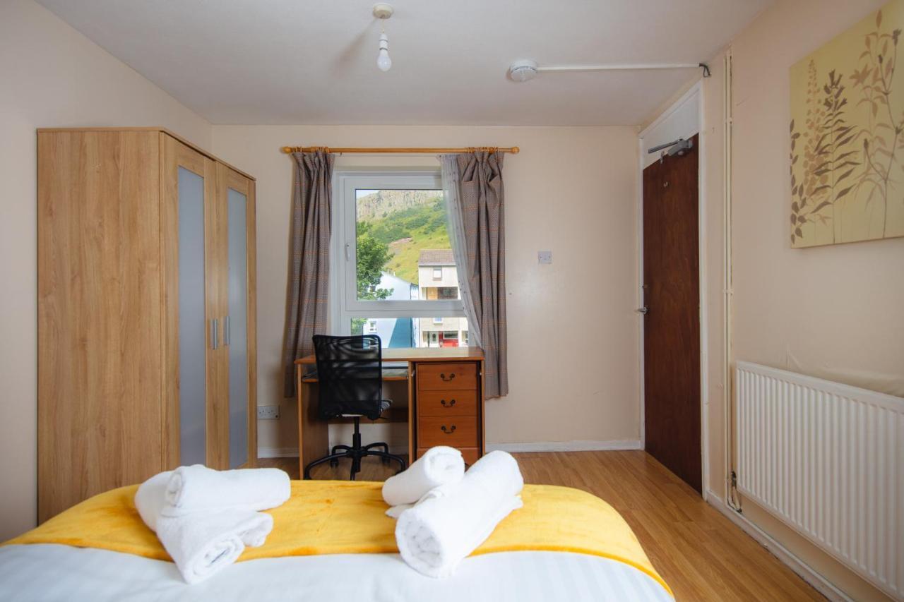 Fab Arthur Seat Views, Old Town Apartment Edynburg Zewnętrze zdjęcie